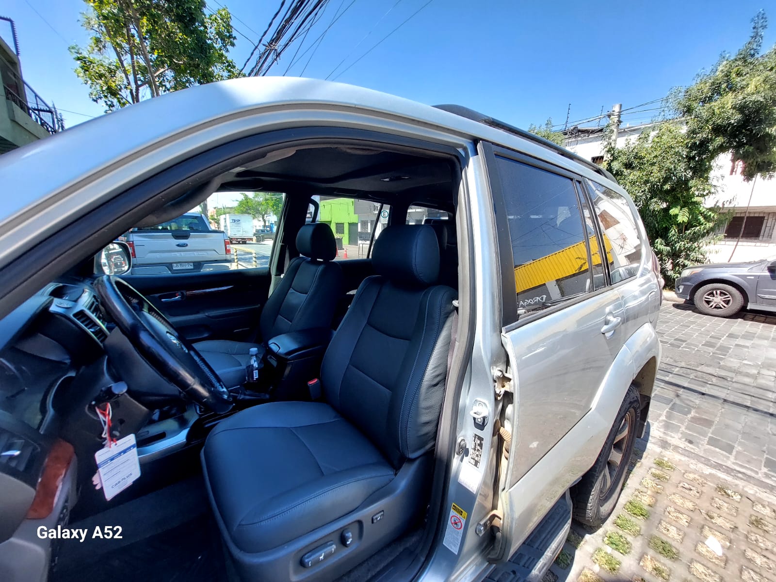 Tapicería cuero natural