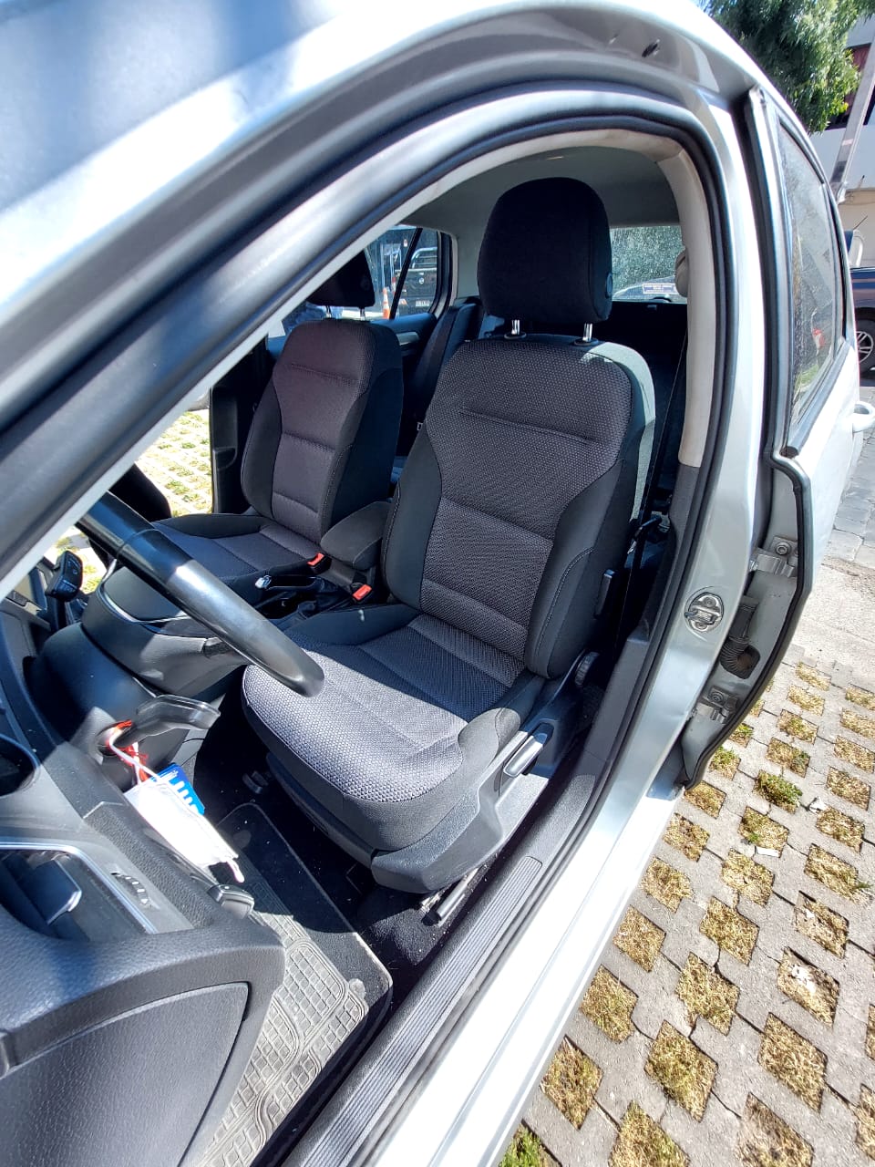 Tapicería Tela y Eco-cuero