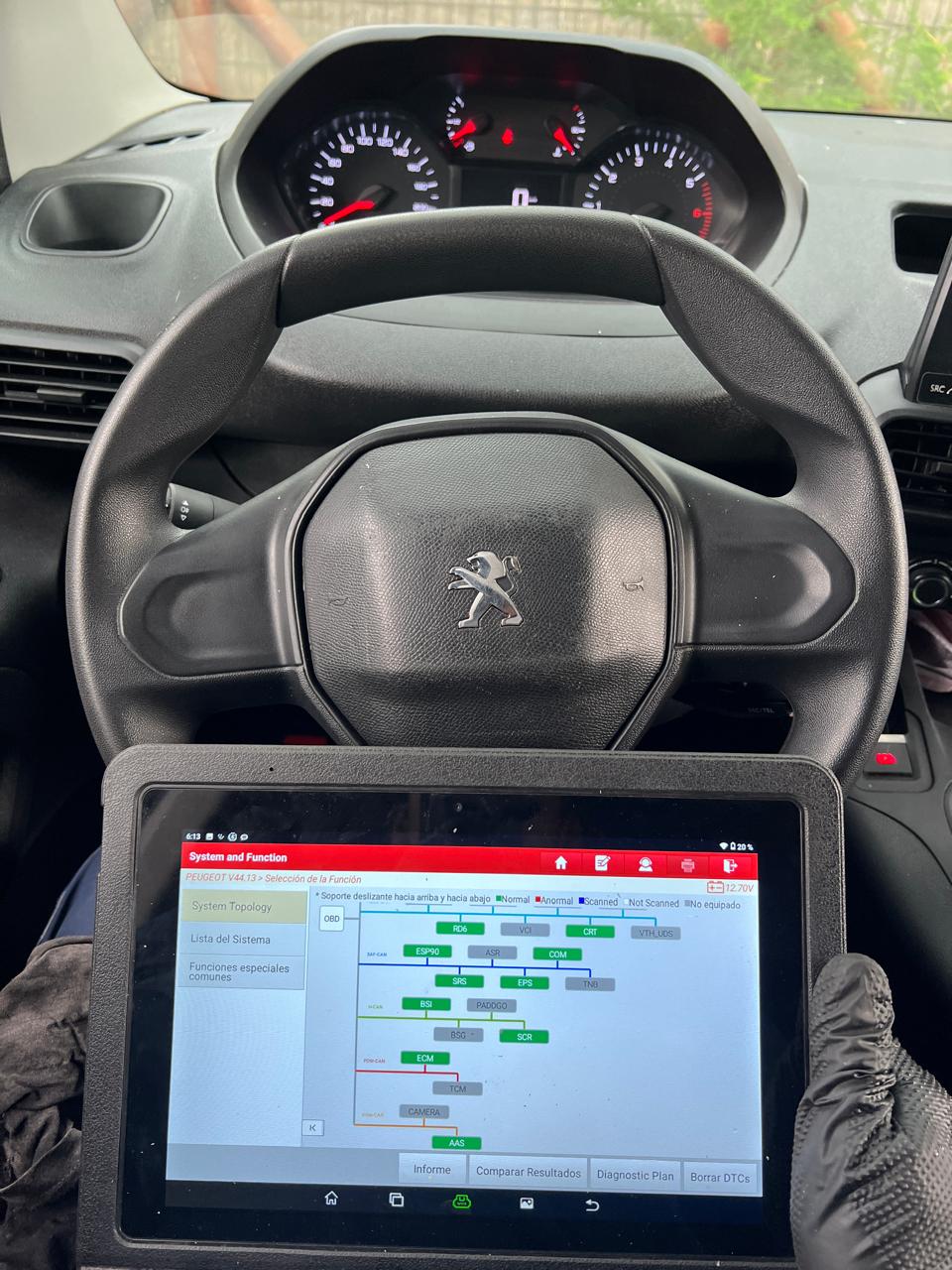 Scanner para Peugeot partnert K9.