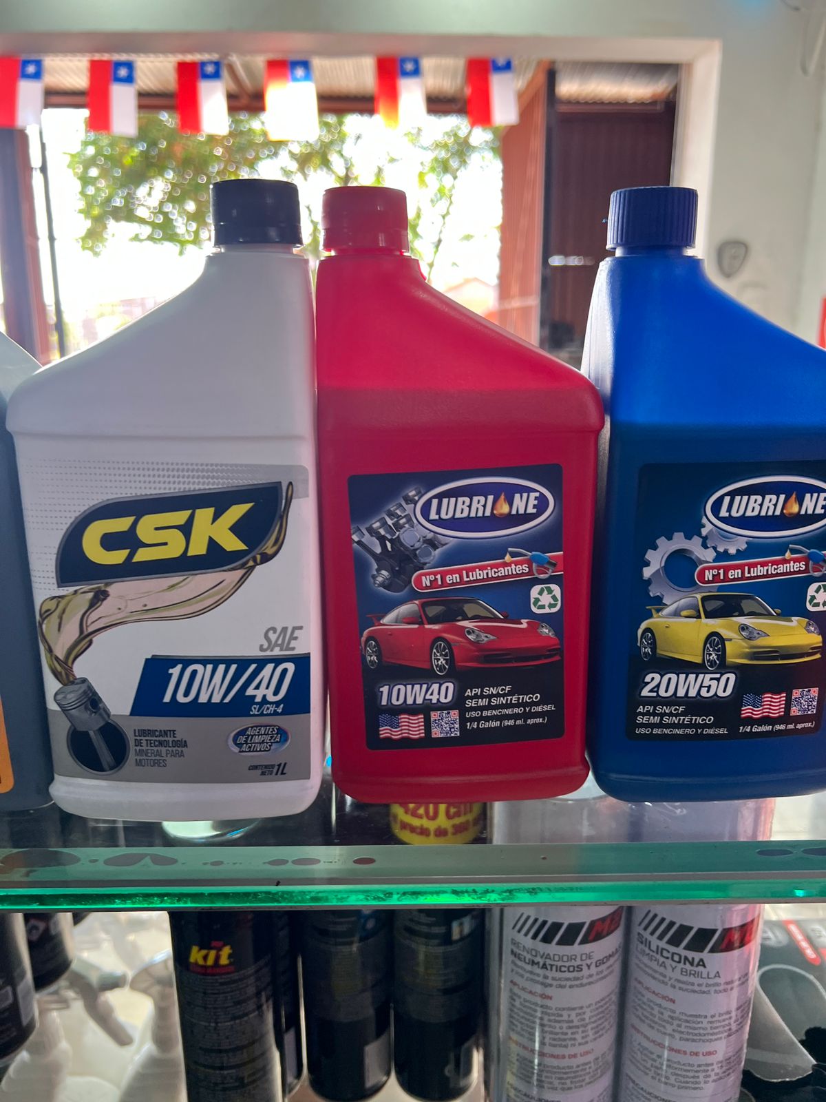 Lubrione 10W-40 de 1 litro. $5.000