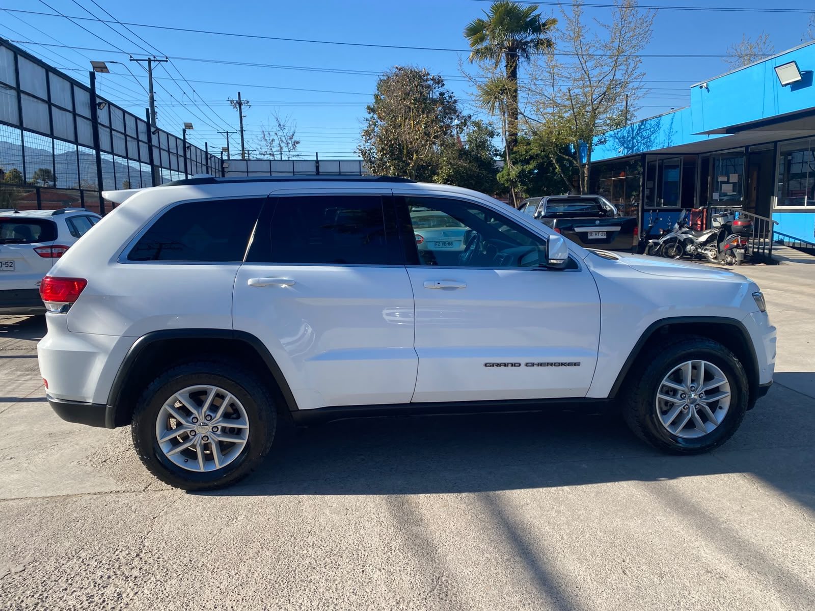 Jeep Grand Cherokee — foto 6 de 6