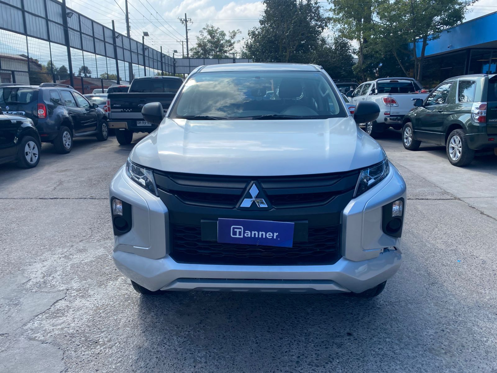 Mitsubishi L200 — foto 2 de 6