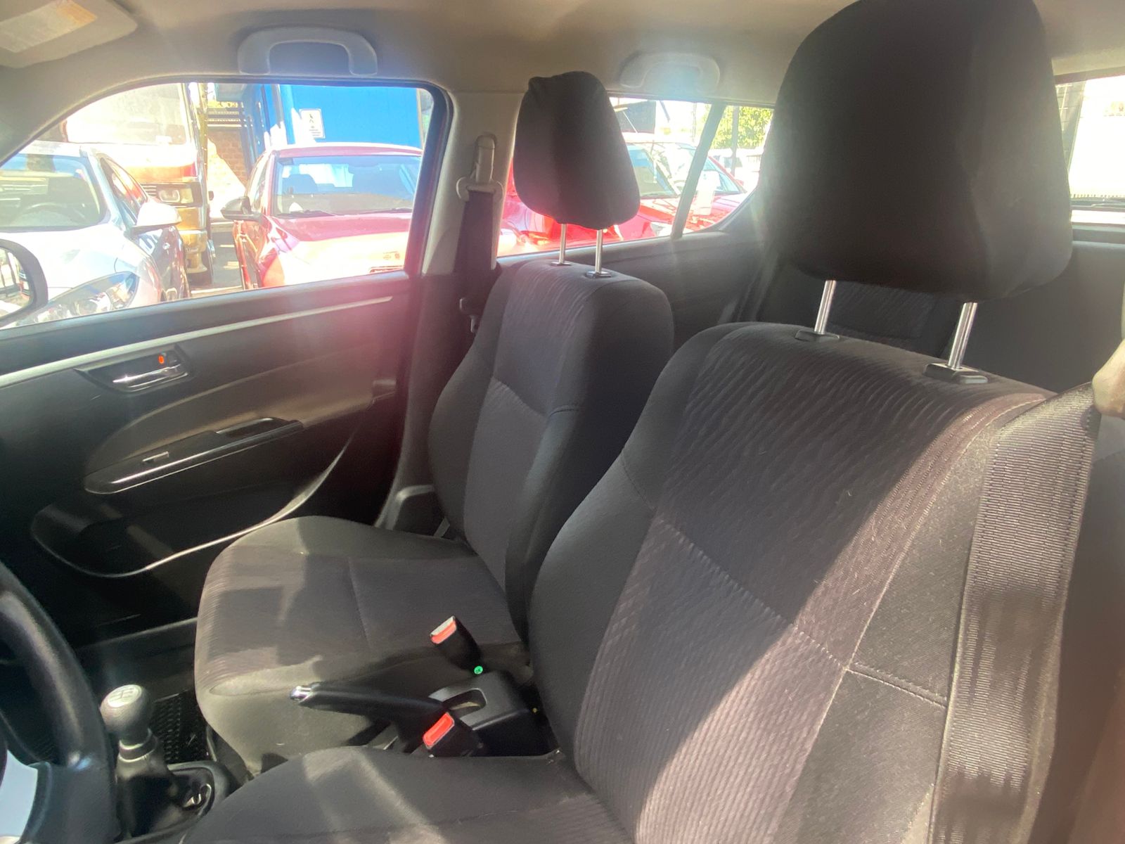 Suzuki Swift — foto 6 de 6