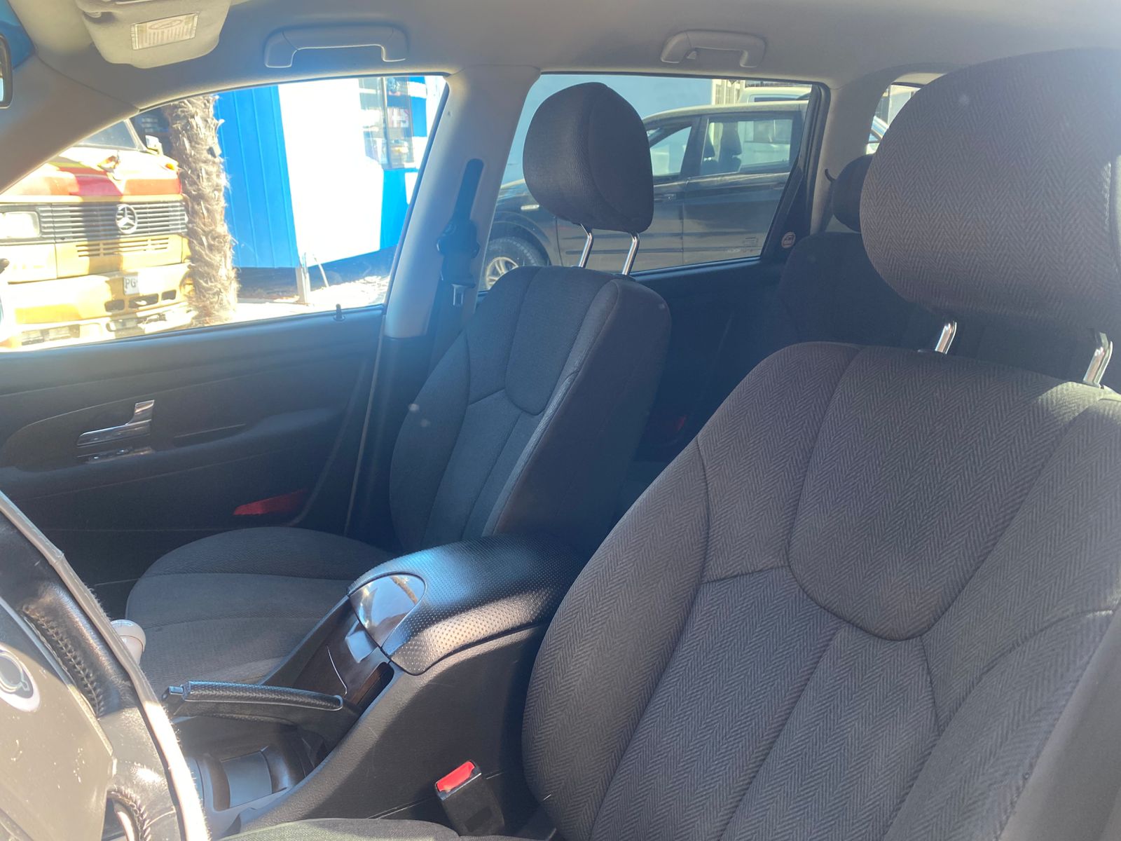 SsangYong Rexton — foto 5 de 6