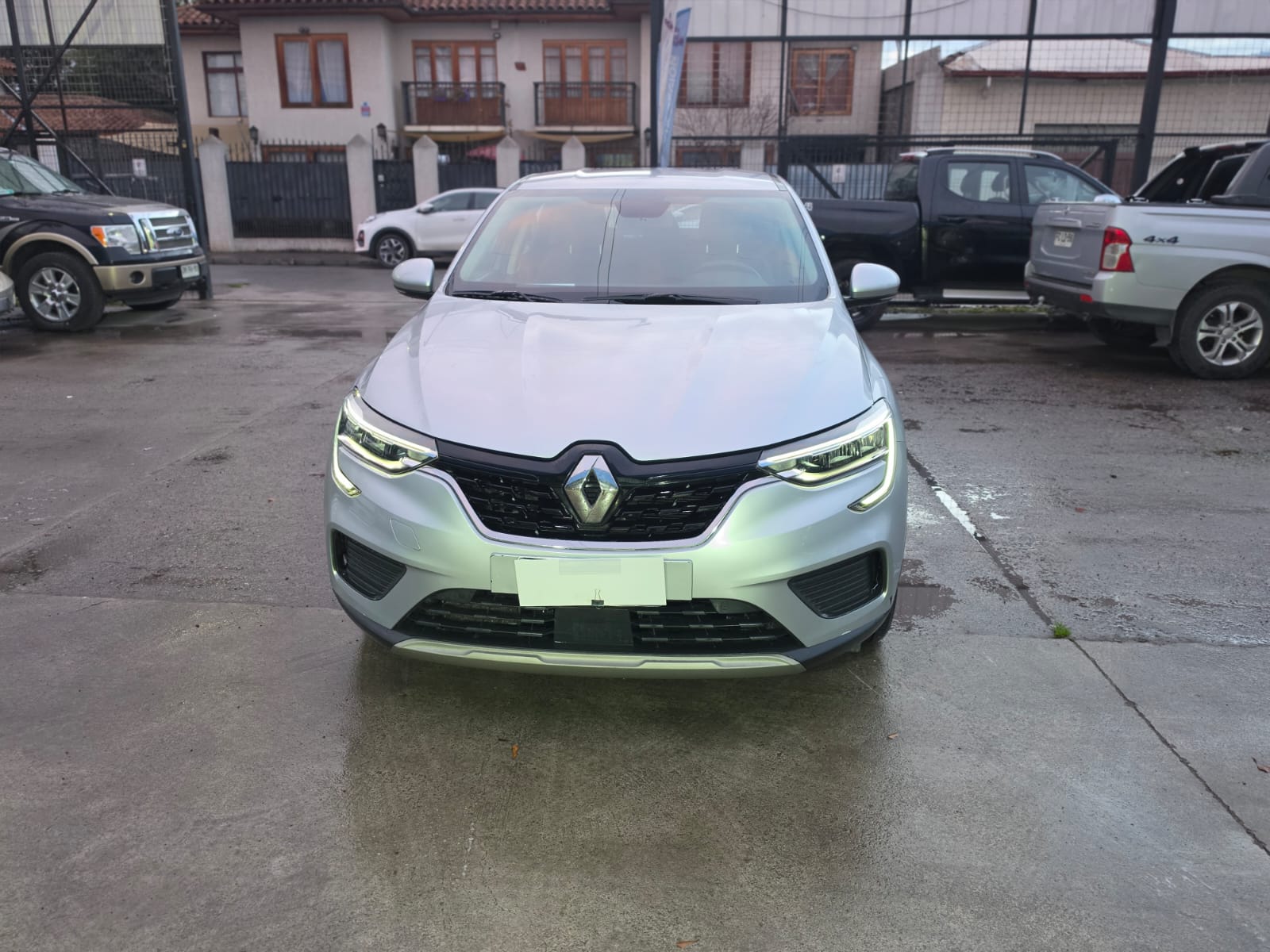 Renault Arkana — foto 5 de 6