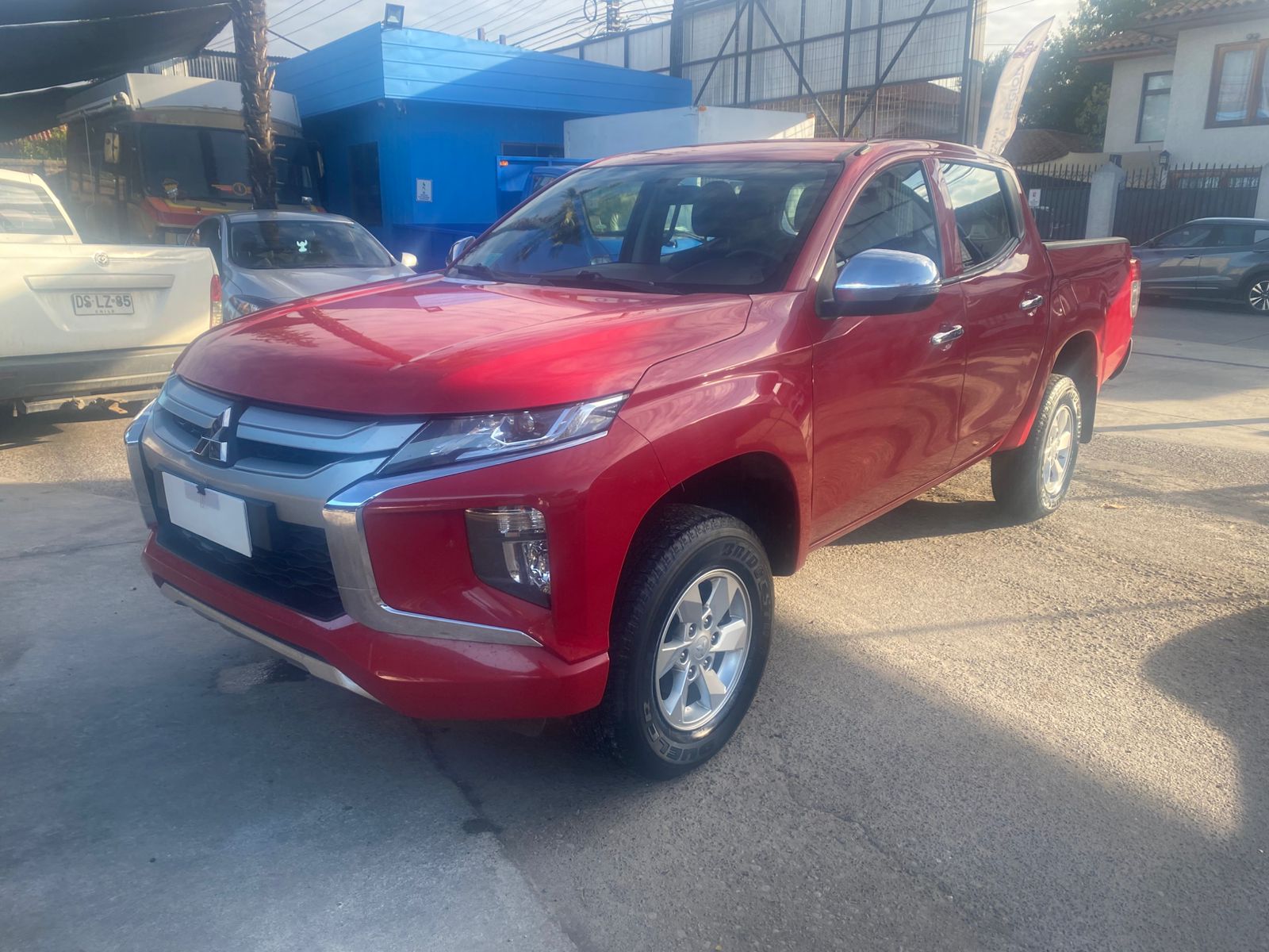 Mitsubishi L200 — foto 5 de 6
