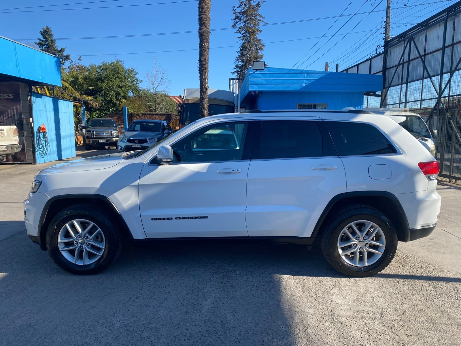 Jeep Grand Cherokee — foto 4 de 6