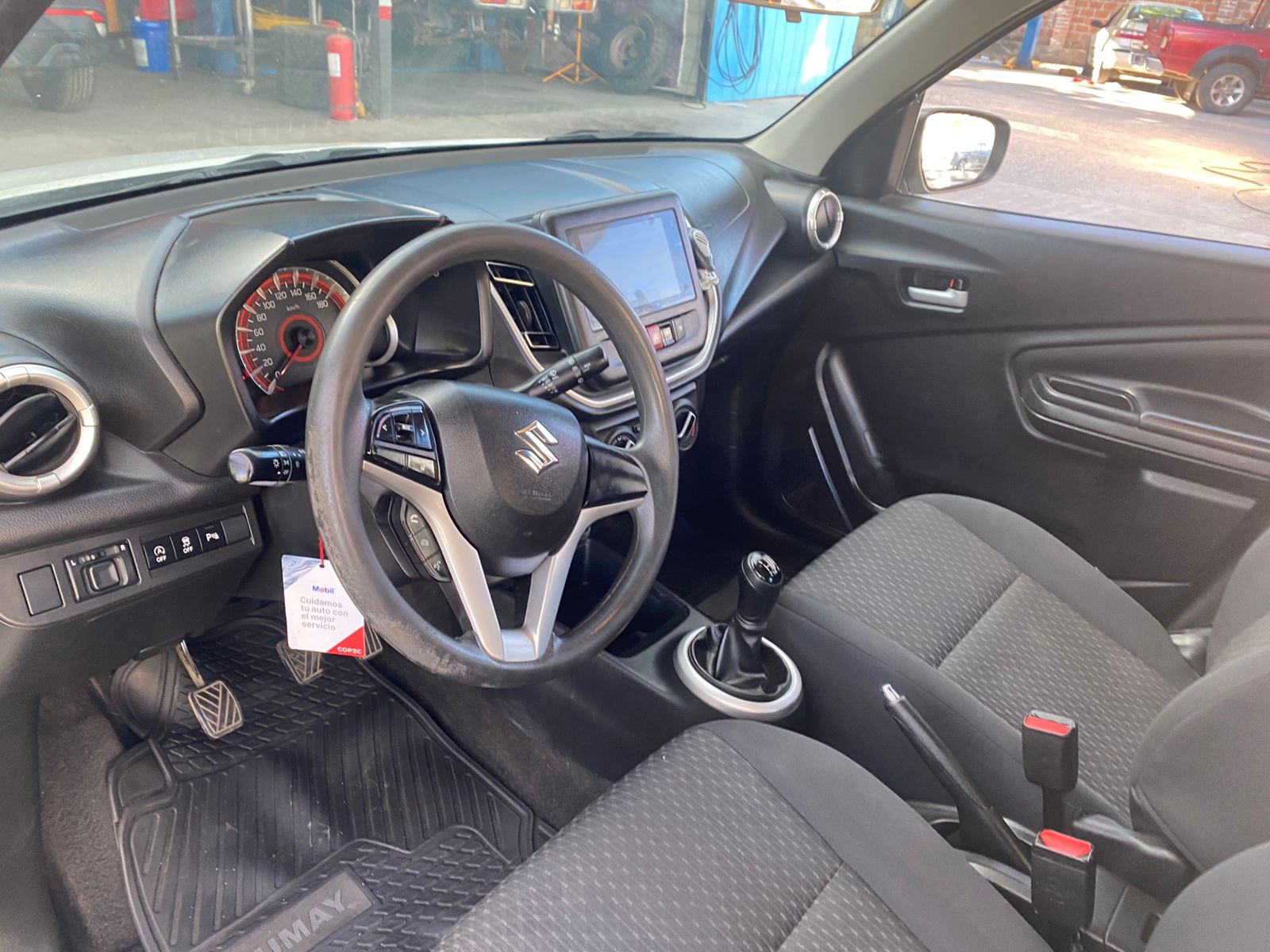 Suzuki Celerio — foto 5 de 6