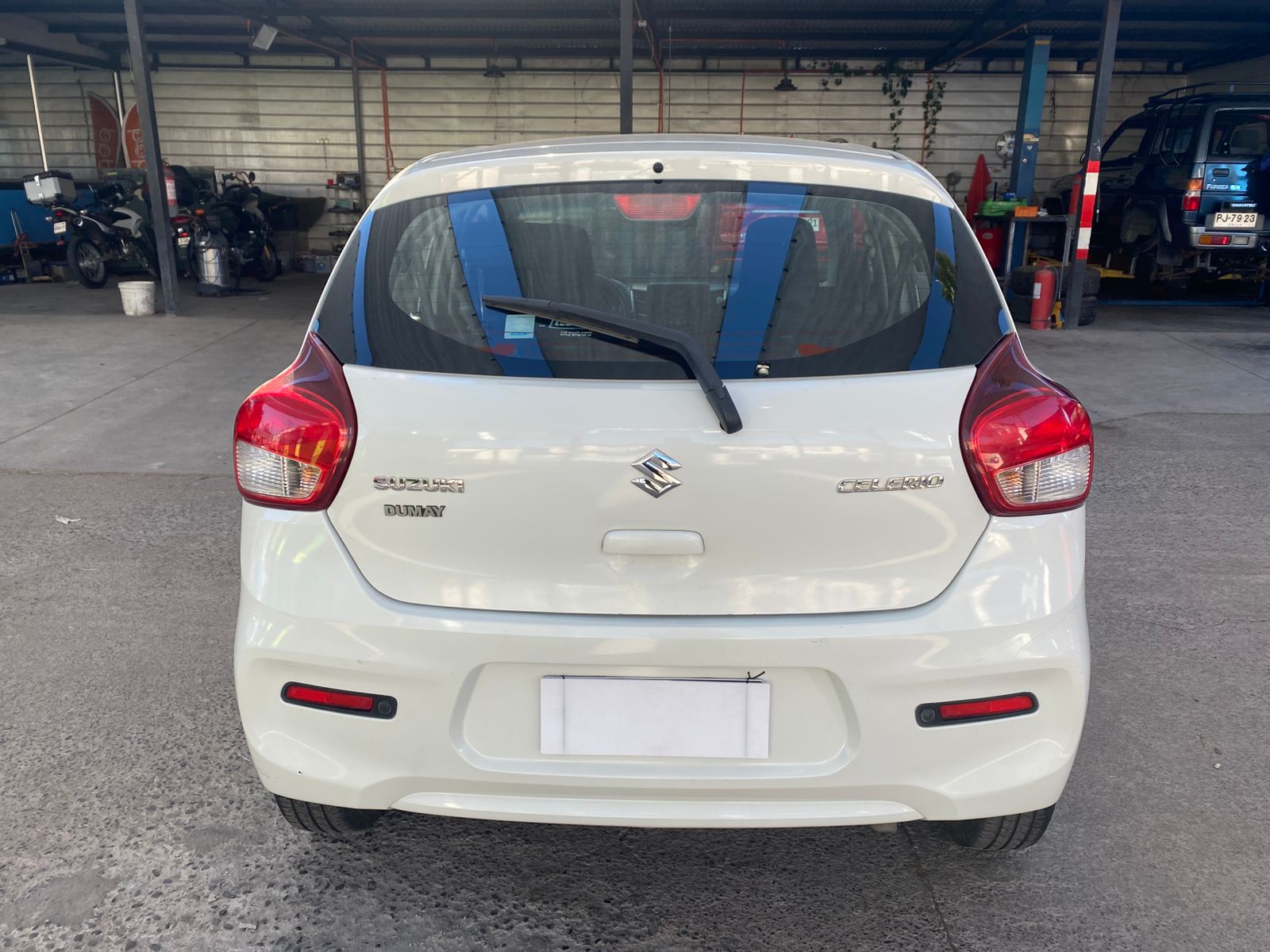 Suzuki Celerio — foto 4 de 6