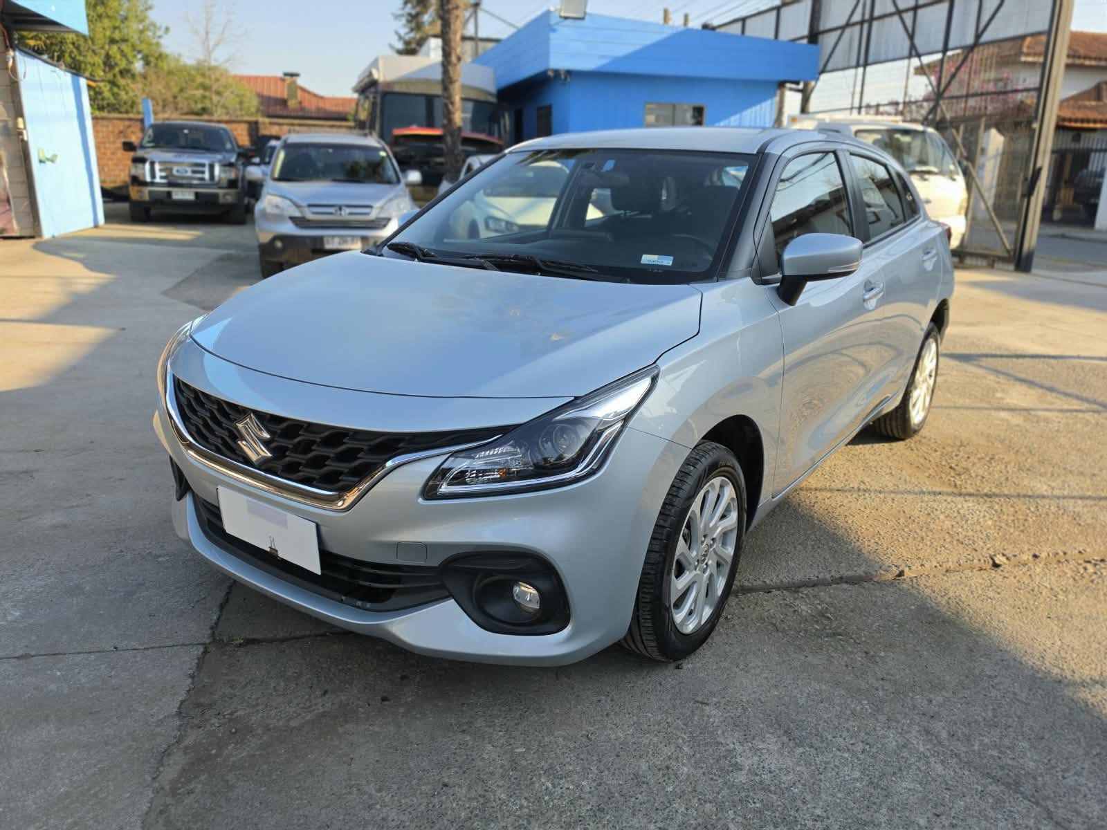 Suzuki Baleno — foto 5 de 6