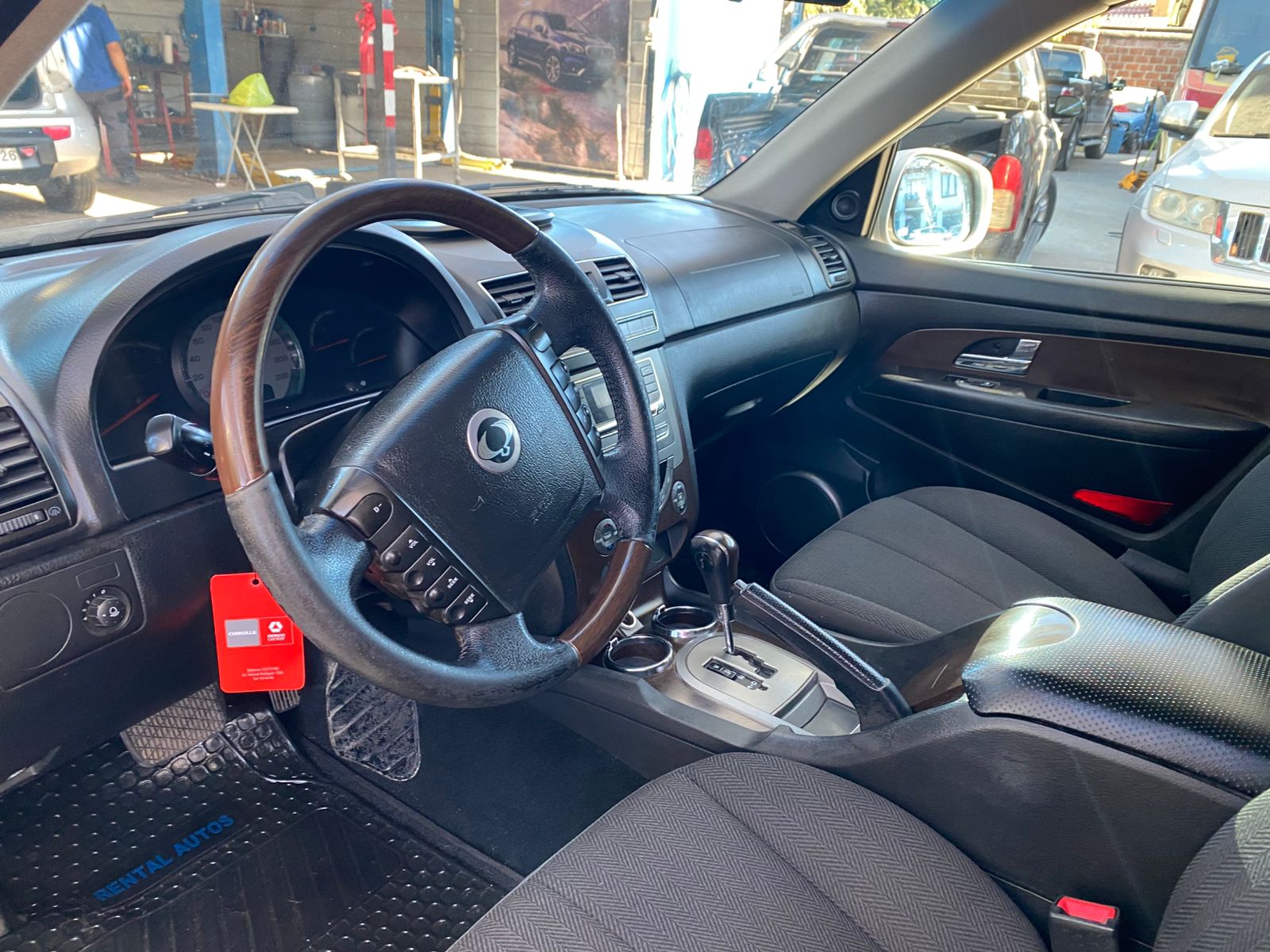 SsangYong Rexton — foto 5 de 6