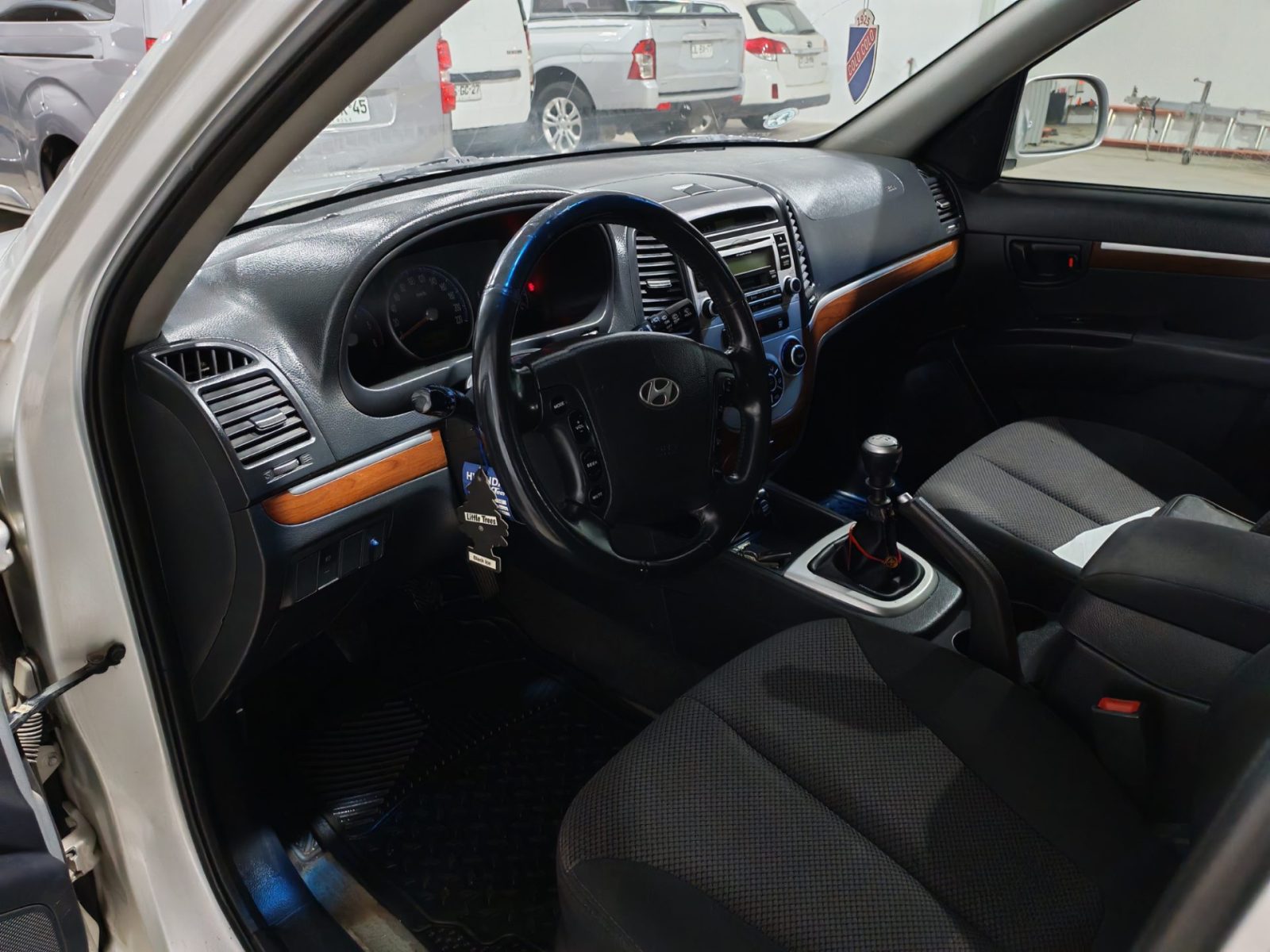 Hyundai Santa Fe — foto 6 de 14