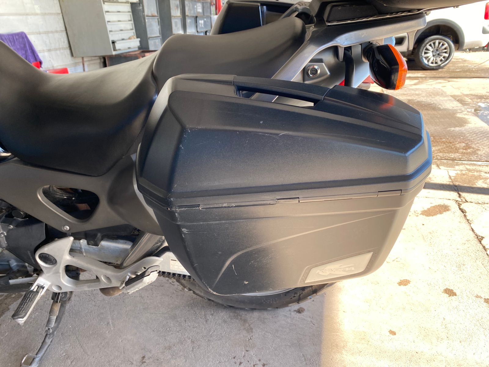 Honda Xl — foto 3 de 5