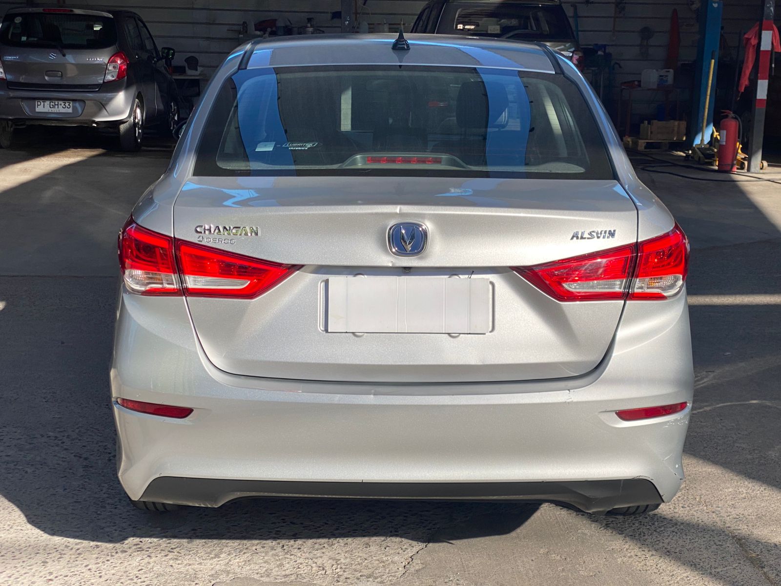 Changan Alsvin — foto 4 de 6
