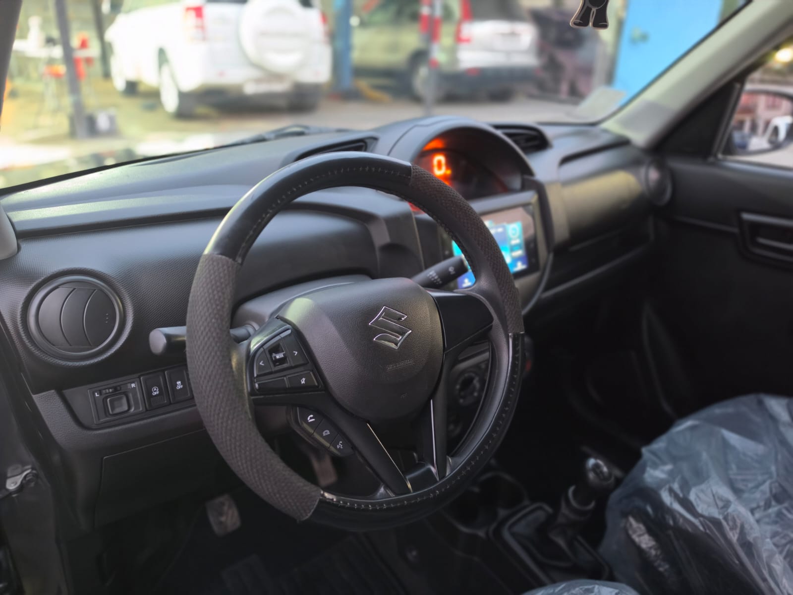 Suzuki S-Presso — foto 5 de 6