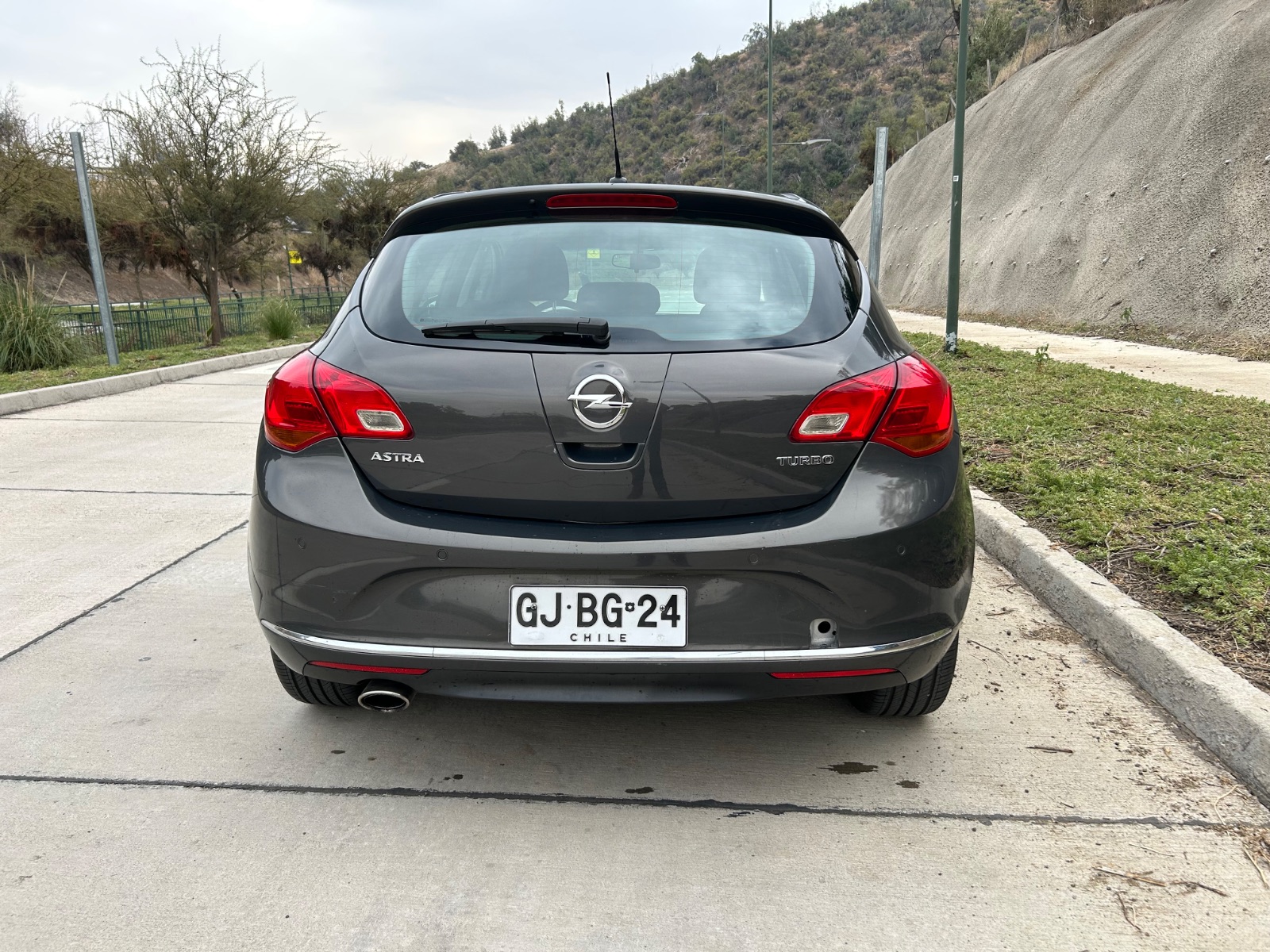 Opel Astra — foto 6 de 11