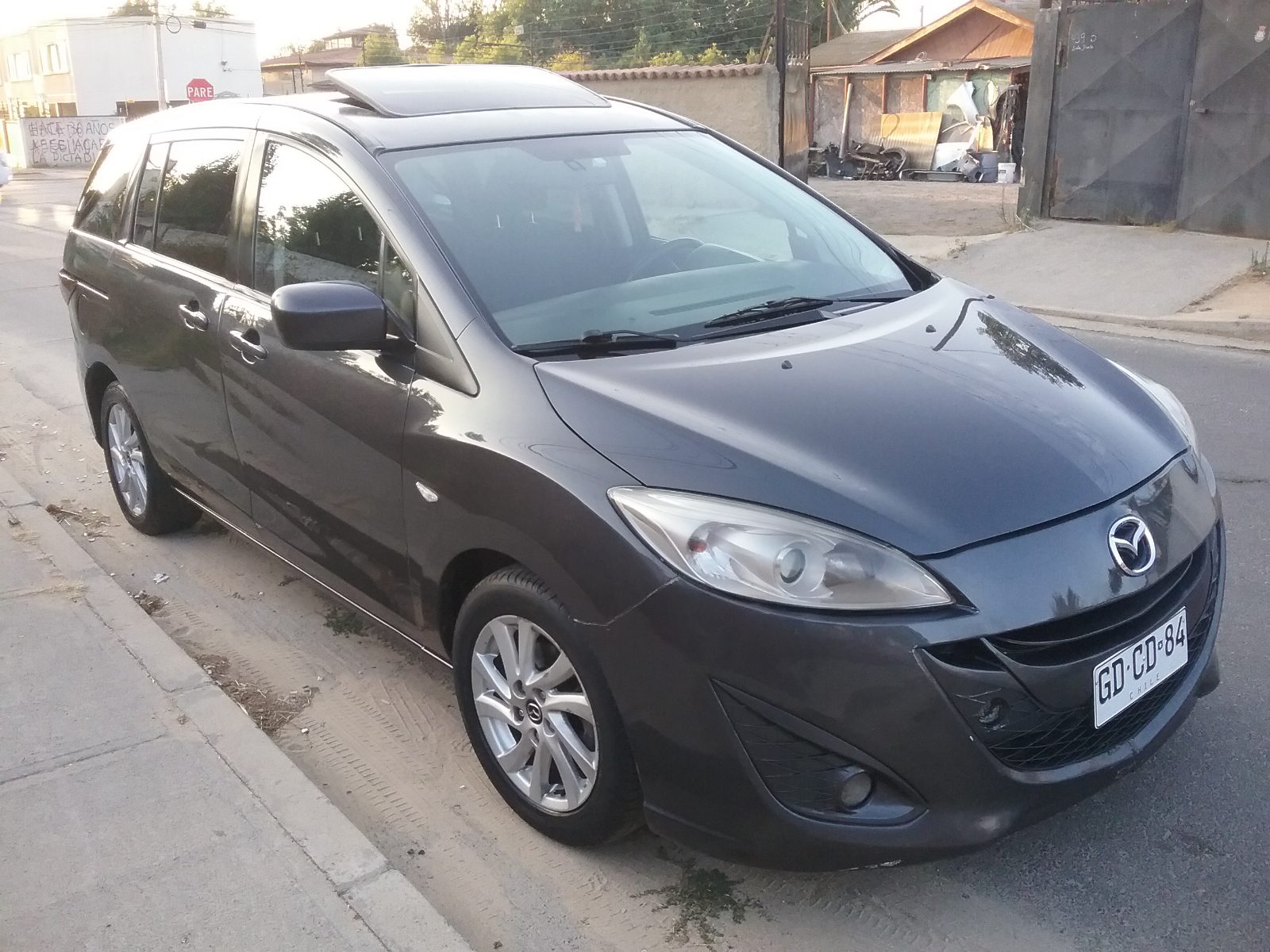 Mazda 5 — foto 7 de 11